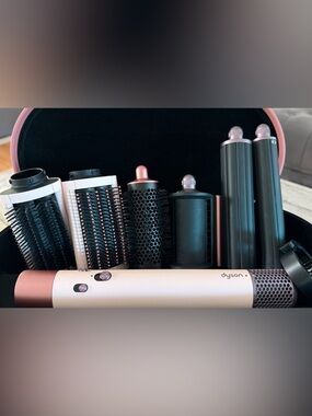 Dyson Airwrap long w/ all attachments and brush set - pink and black